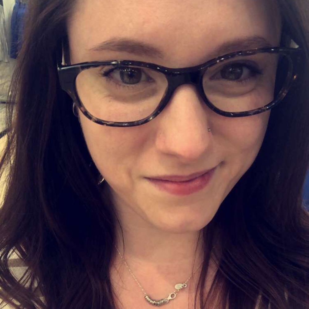 Meet your Posher, Delise